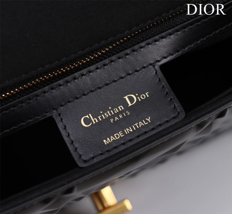 Christian Dior Montaigne Bags